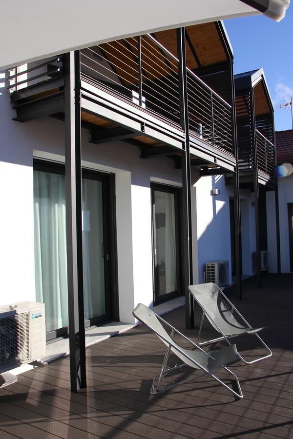 Faber Apartments-Residence Style Arona Kamer foto